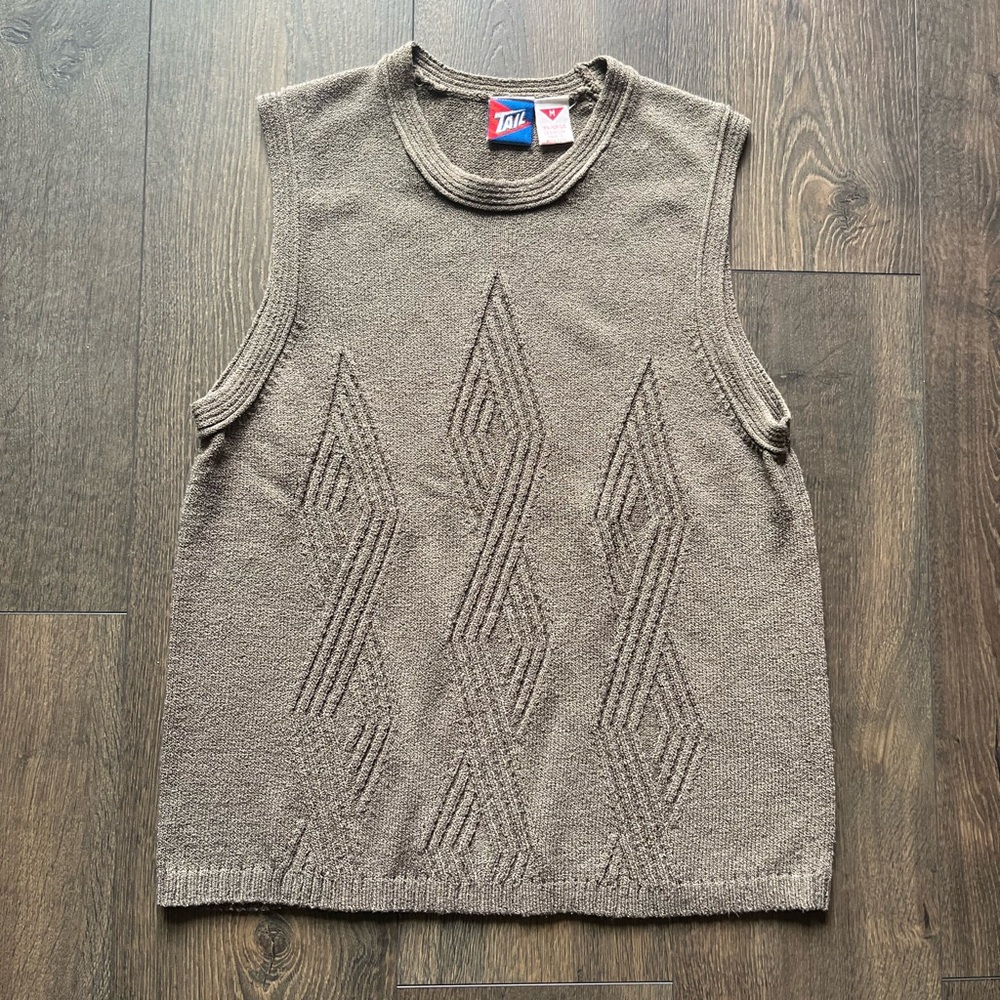 NWOT Tail Sweater Vest